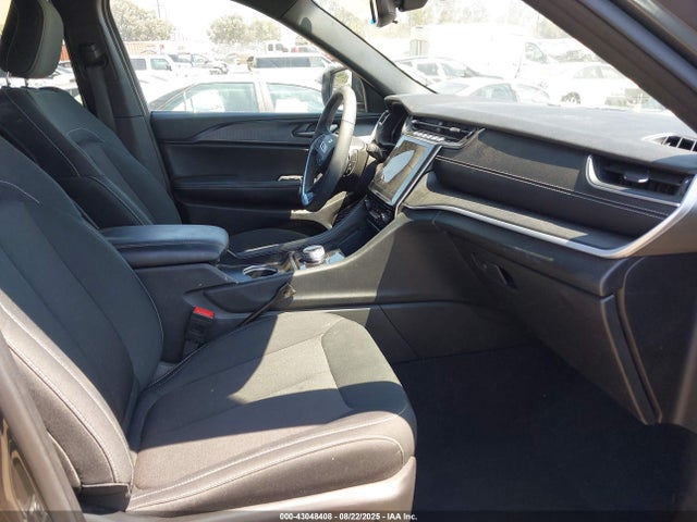 1C4RJGAG1R8590068 Jeep 2024