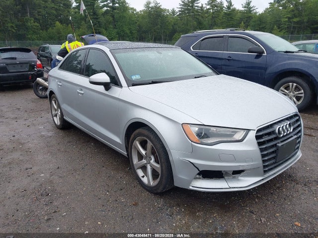 2015 AUDI A3 WAUBFGFF2F1009343 Photo 0