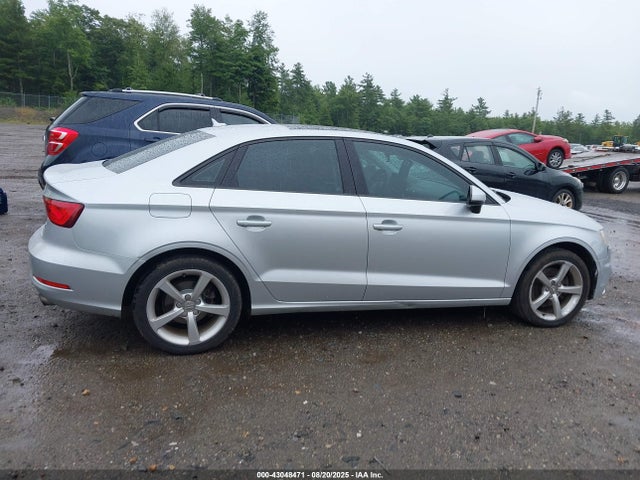 Audi S3 2015 WAUBFGFF2F1009343 Image 14