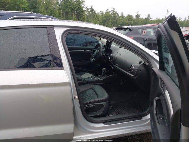 2015 AUDI A3 WAUBFGFF2F1009343 Photo 4