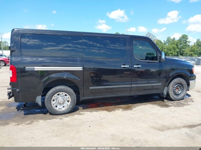 5BZAF0AAXJN850801 Nissan NV