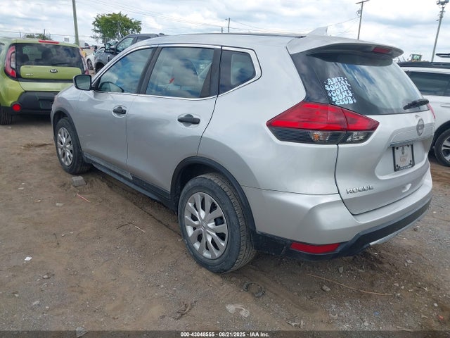 Nissan 2017 2017 KNMAT2MT4HP527649 Image 3