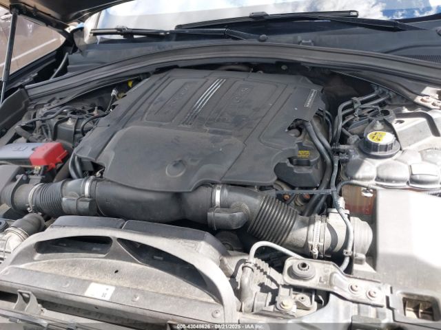 2017 JAGUAR F-PACE SADCM2BVXHA098471 Photo 9