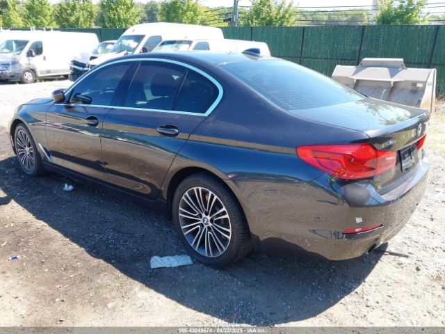 2020 BMW 530I WBAJR7C02LCD68147 Photo 2