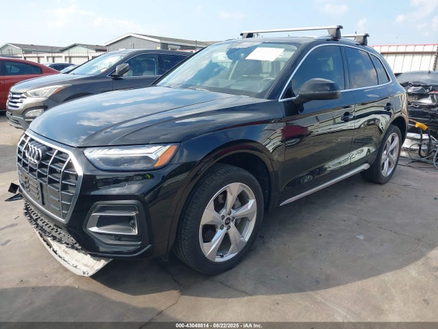 2021 AUDI Q5 WA1CAAFY2M2057625 Photo 1