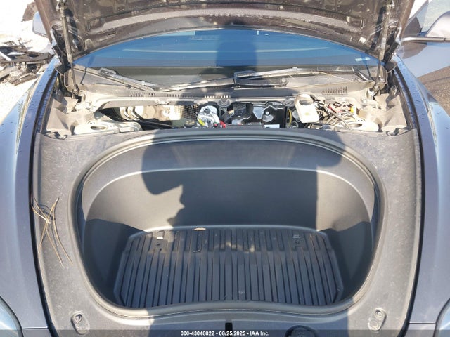 2024 TESLA MODEL 3 5YJ3E1ET4RF831605 Photo 9