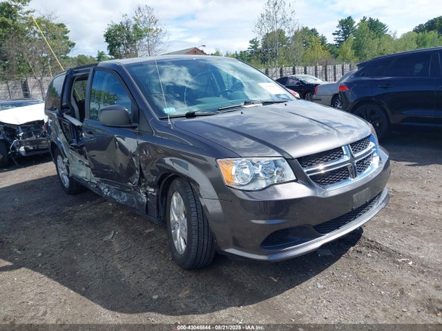 2019 2C4RDGBG2KR615544 main image