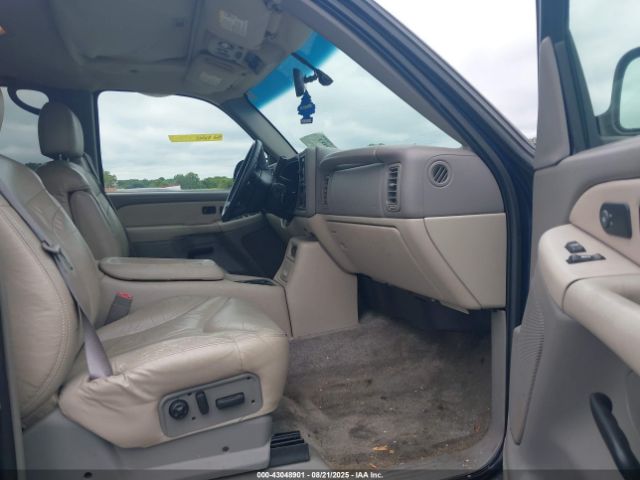 2002 GMC YUKON XL 1500 1GKFK16Z22J310846 Photo 4