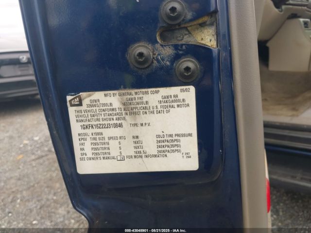 2002 GMC YUKON XL 1500 1GKFK16Z22J310846 Photo 8