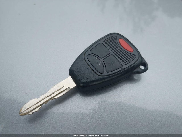 1C4NJDEB2GD651153 Jeep 2016