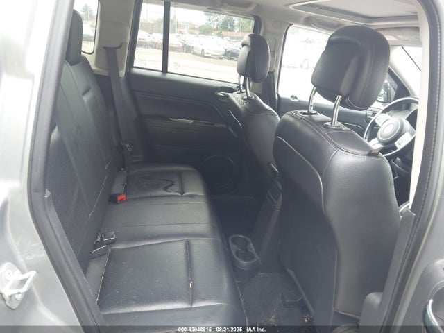 1C4NJDEB2GD651153 Jeep 2016