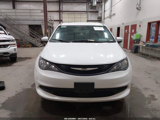 Chrysler Voyager Lx 2022 2C4RC1CG3NR204298 Image 12