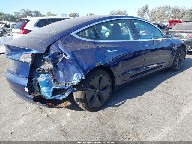 2018 TESLA MODEL 3 5YJ3E1EA3JF160477 Photo 3
