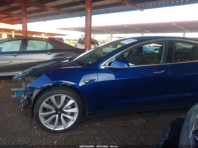 5YJ3E1EA1KF428475 Tesla MODEL 3