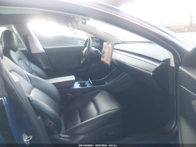 2019 TESLA MODEL 3 5YJ3E1EA1KF428475 Photo 4