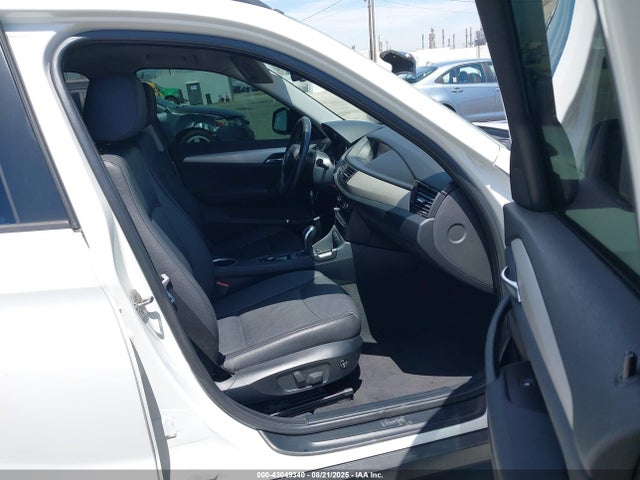 WBAVM1C59FVZ94454 BMW X1
