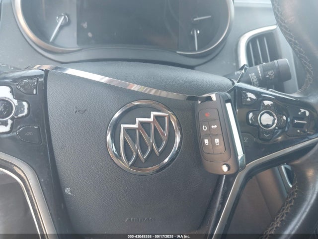 1G4GB5G34EF111088 Buick lfx