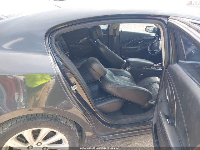 1G4GB5G34EF111088 Buick lfx