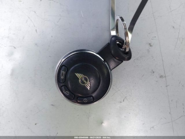 2011 MINI COOPER WMWSU3C5XBT098779 Photo 10