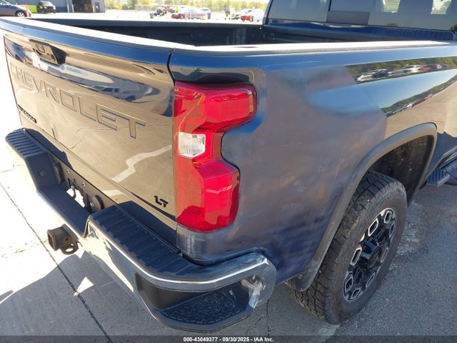 Chevrolet SILVERADO 2500HD 2022 1GC4YNE72NF226381 Image 11