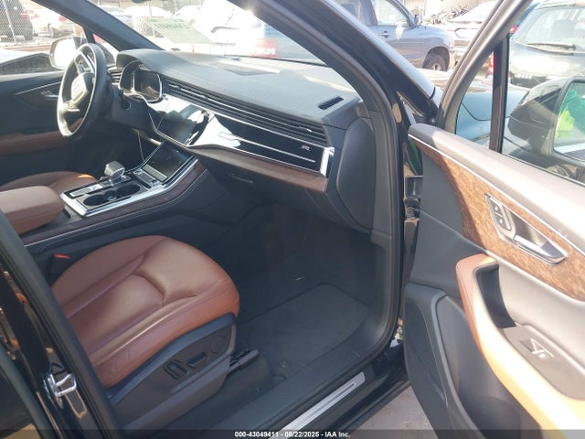 2025 AUDI Q7 WA1LVBF73SD015824 Photo 4