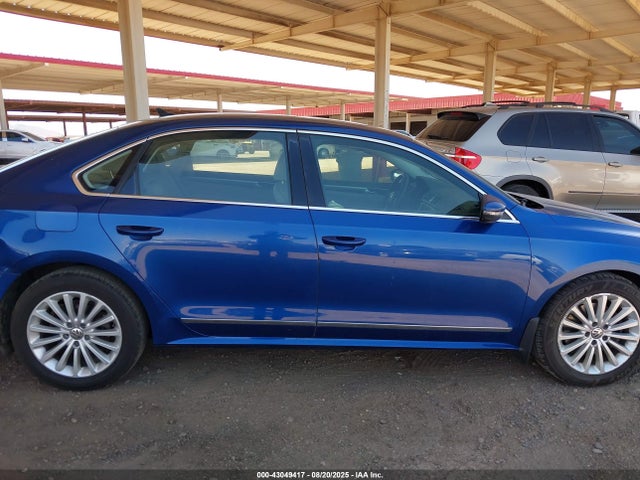 1VWBT7A30GC021633 Volkswagen 2016