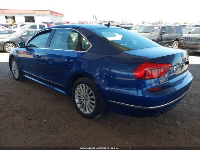 1VWBT7A30GC021633 Volkswagen 2016