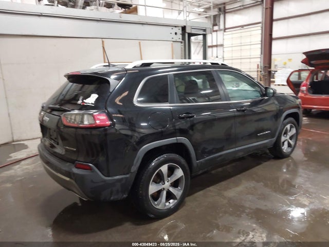 1C4PJMDX1KD282106 Jeep Cherokee
