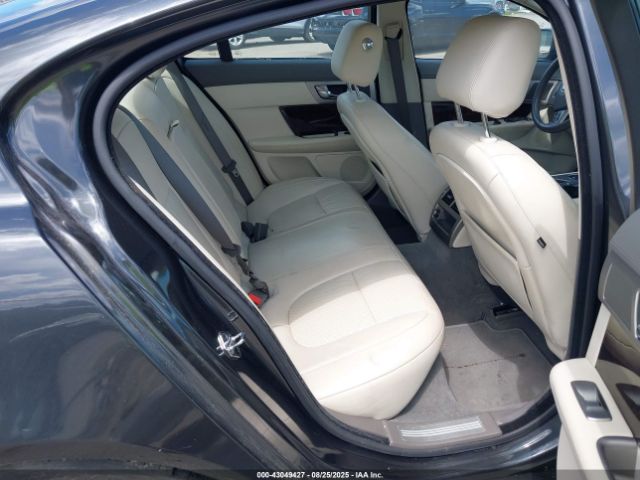 2011 JAGUAR XF SAJWA0GBXBLR94528 Photo 7