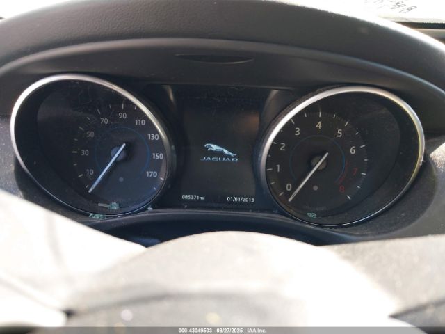 2017 JAGUAR XE SAJAR4BG3HA969505 Photo 6