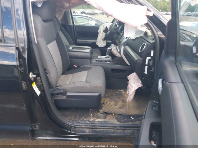 5TFUY5F18FX428454 Toyota Tundra Sr5 5.7l V8