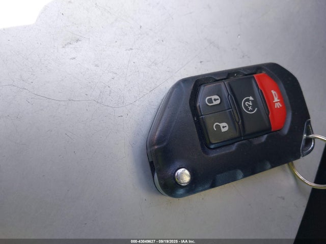 1C6JJTBG3LL118230 Jeep 2020