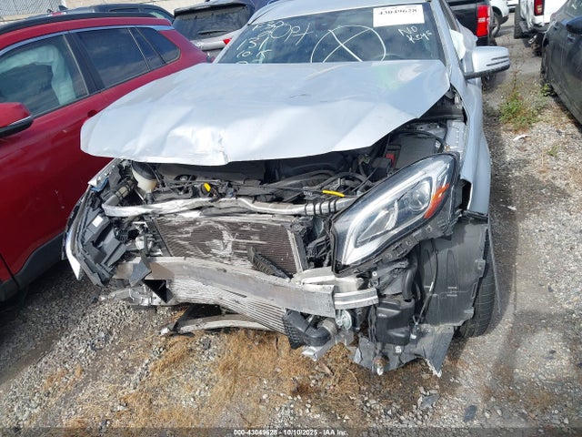 Mercedes-Benz m270 2019 WDCTG4EB0KU004159 Image 12