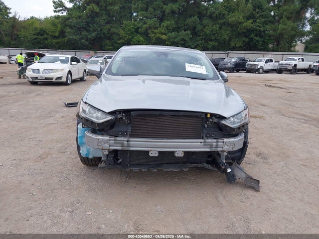 Ford 2020 2020 3FA6P0HD8LR235432 Image 13