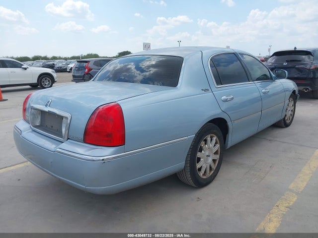 2009 LINCOLN TOWN CAR 2LNHM82V39X636940 Photo 3