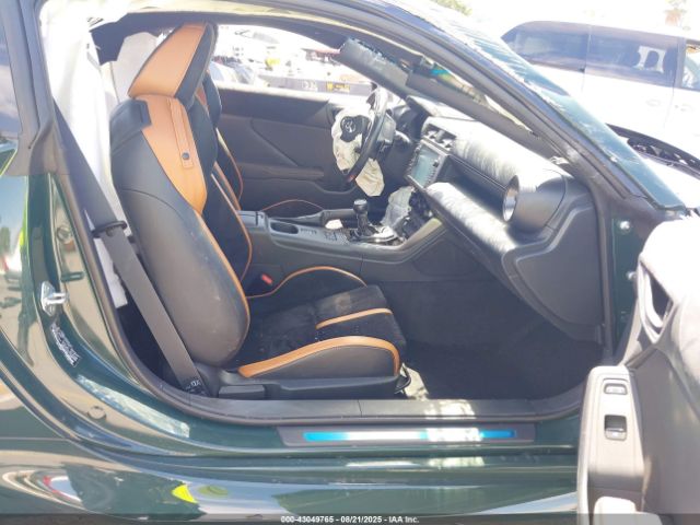 2025 TOYOTA GR86 JF1ZNBM14S8750907 Photo 4
