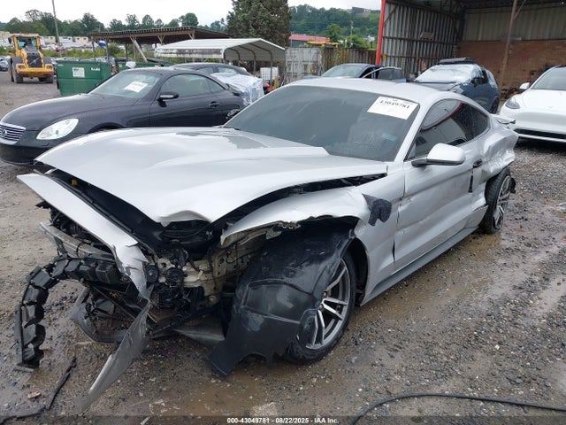 Ford 2016 2016 1FA6P8TH1G5335387 Image 2