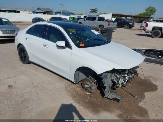 2020 MERCEDES-BENZ A 220 W1K3G4EB7LJ227961