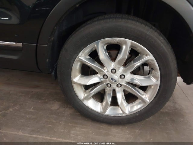 43049835 :رقم المزاد ، 1FM5K8D8XEGA22807 vin ، 2014 Ford Explorer Xlt مزاد بيع