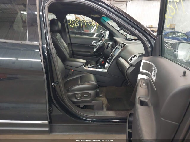43049835 :رقم المزاد ، 1FM5K8D8XEGA22807 vin ، 2014 Ford Explorer Xlt مزاد بيع