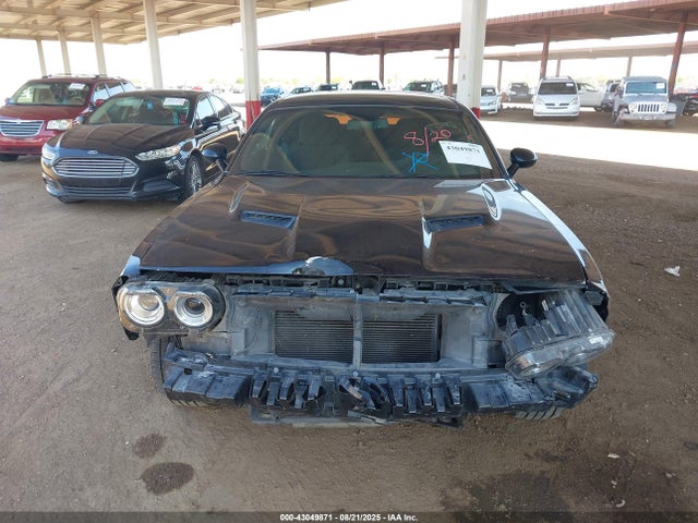 Dodge Challenger 2018 2C3CDZAG4JH302927 Image 12