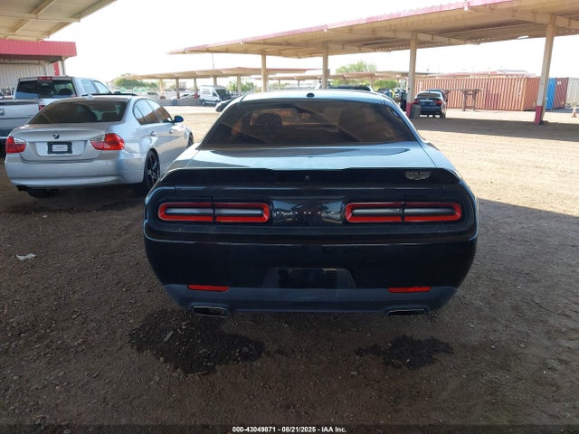 Dodge Challenger 2018 2C3CDZAG4JH302927 Image 16