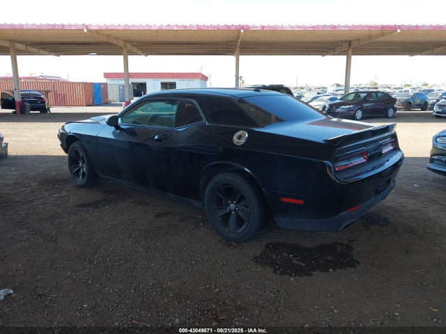 Dodge Challenger 2018 2C3CDZAG4JH302927 Image 3