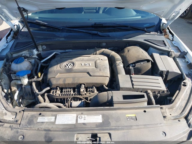Volkswagen tsi 2017 1VWAT7A33HC010140 Image 10