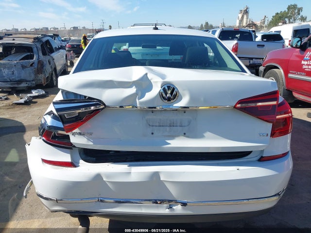 Volkswagen tsi 2017 1VWAT7A33HC010140 Image 16