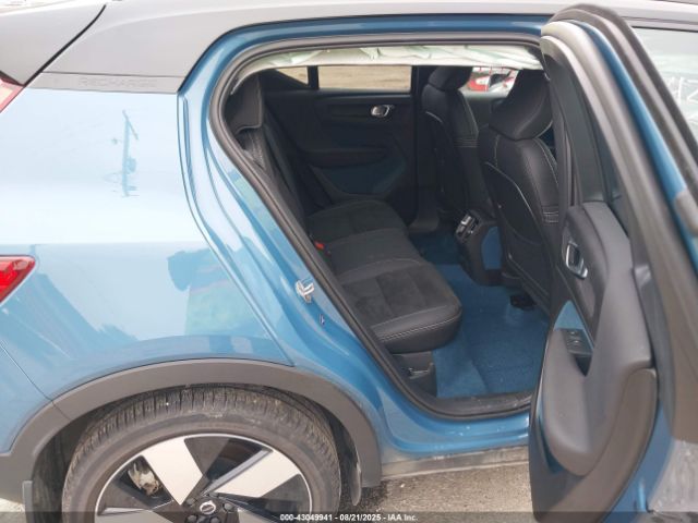 2023 VOLVO XC40 RECHARGE PURE ELECTRIC YV4ED3UM4P2982670 Photo 7