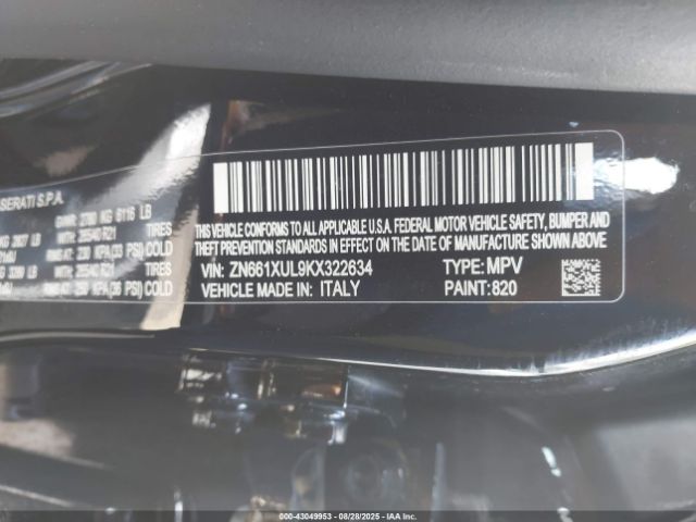 2019 MASERATI LEVANTE ZN661XUL9KX322634 Photo 8