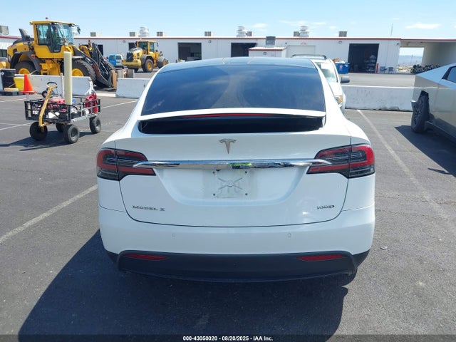 5YJXCDE2XHF076555 Tesla MODEL X