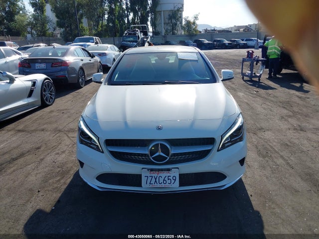 Mercedes-Benz m270 2018 WDDSJ4EB0JN535959 Image 12