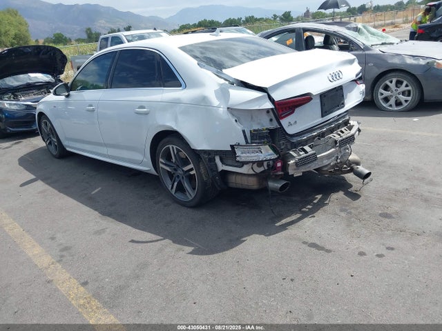 2018 AUDI A4 WAUENAF44JA034233 Photo 2